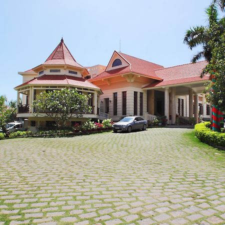 Golden Coast Resort & Spa Phan Thiet Exterior photo