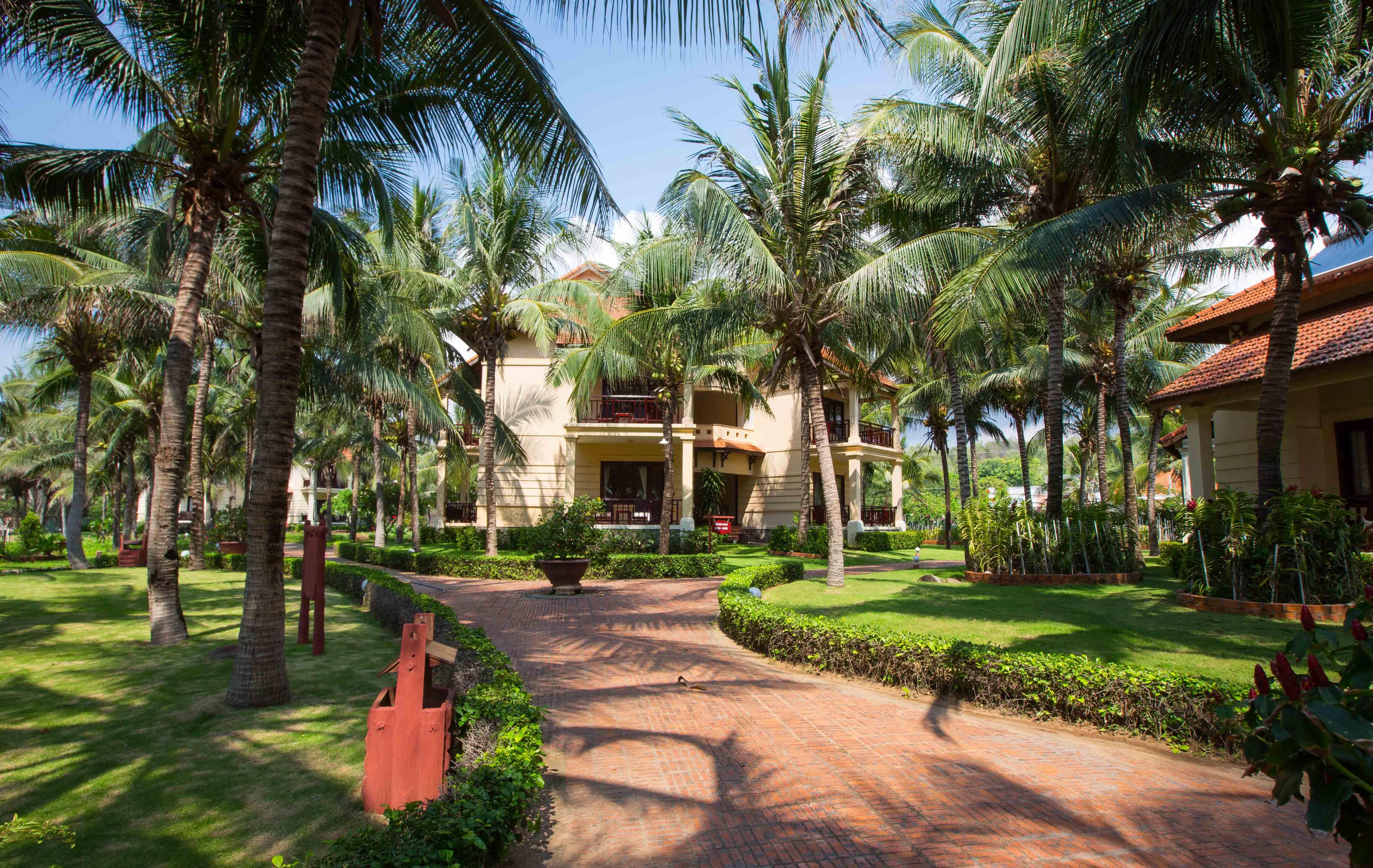 Golden Coast Resort & Spa Phan Thiet Exterior photo