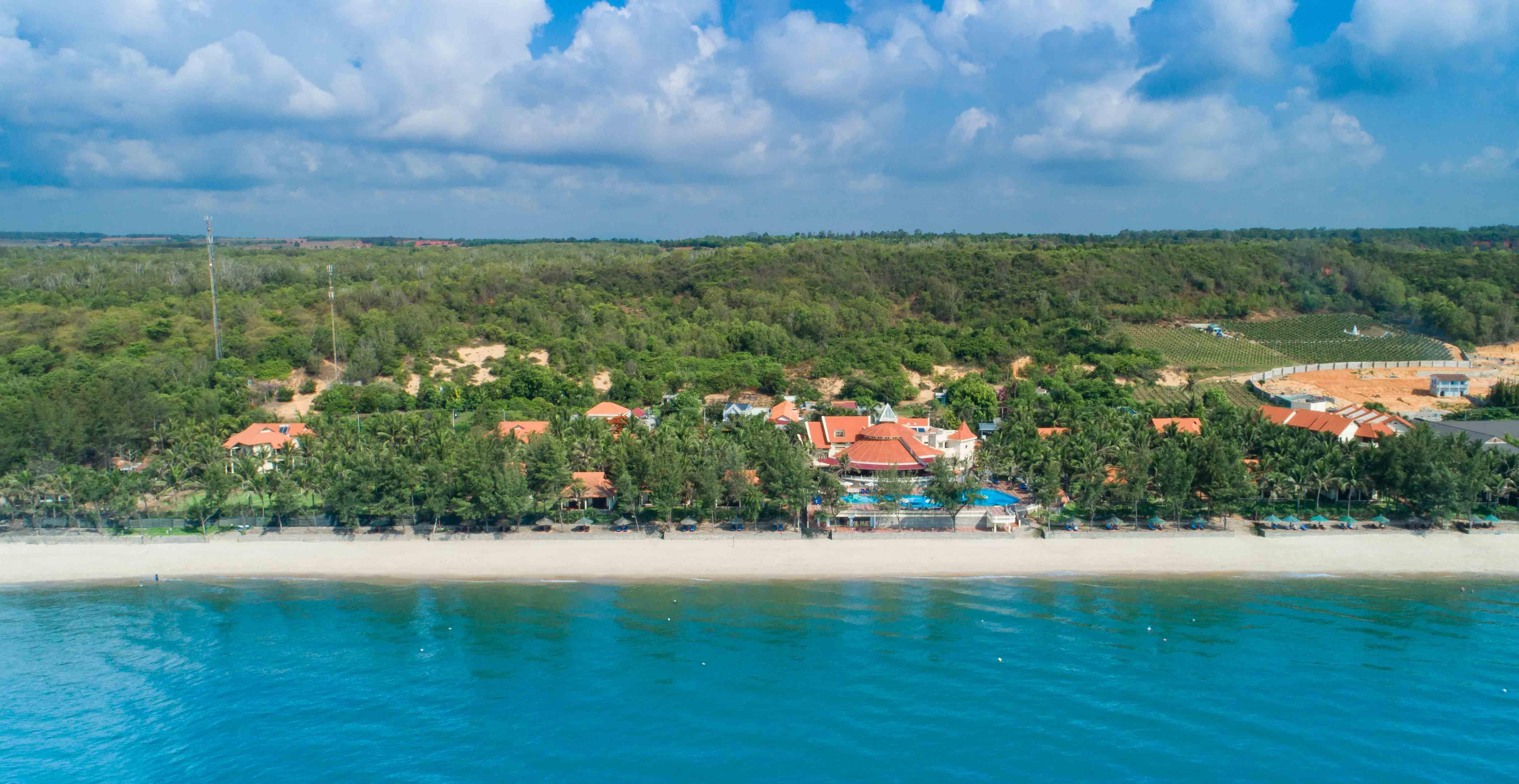 Golden Coast Resort & Spa Phan Thiet Exterior photo