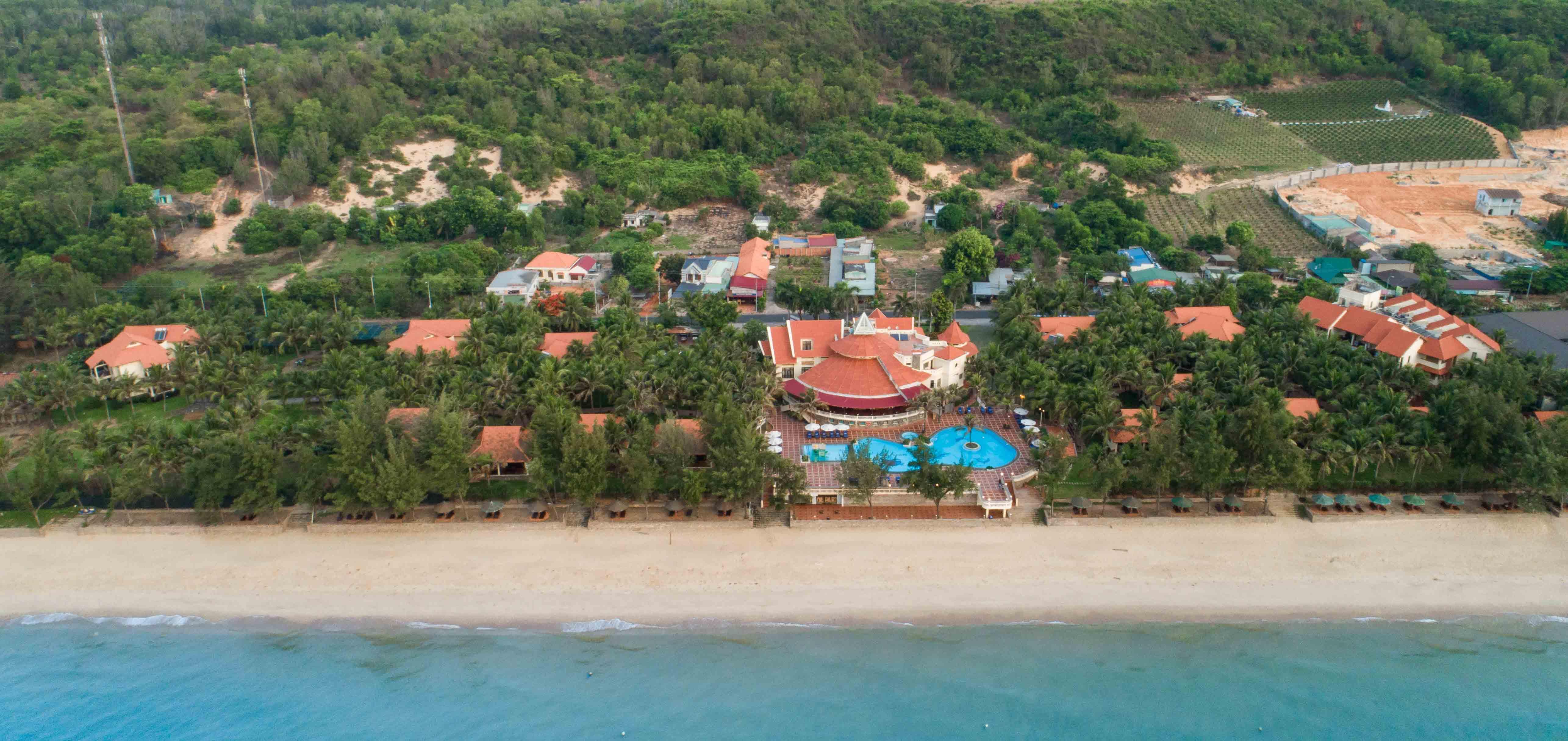 Golden Coast Resort & Spa Phan Thiet Exterior photo