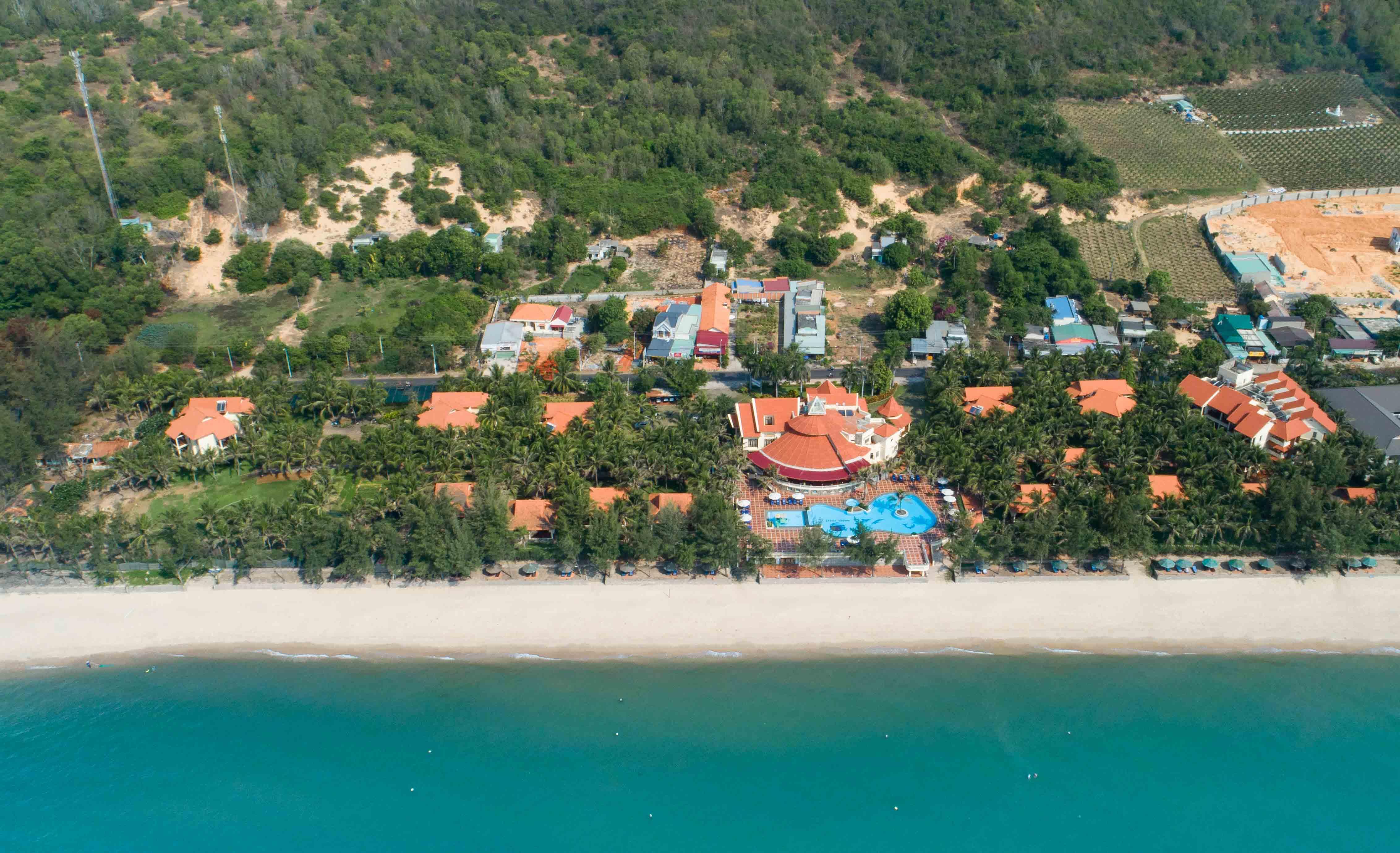 Golden Coast Resort & Spa Phan Thiet Exterior photo