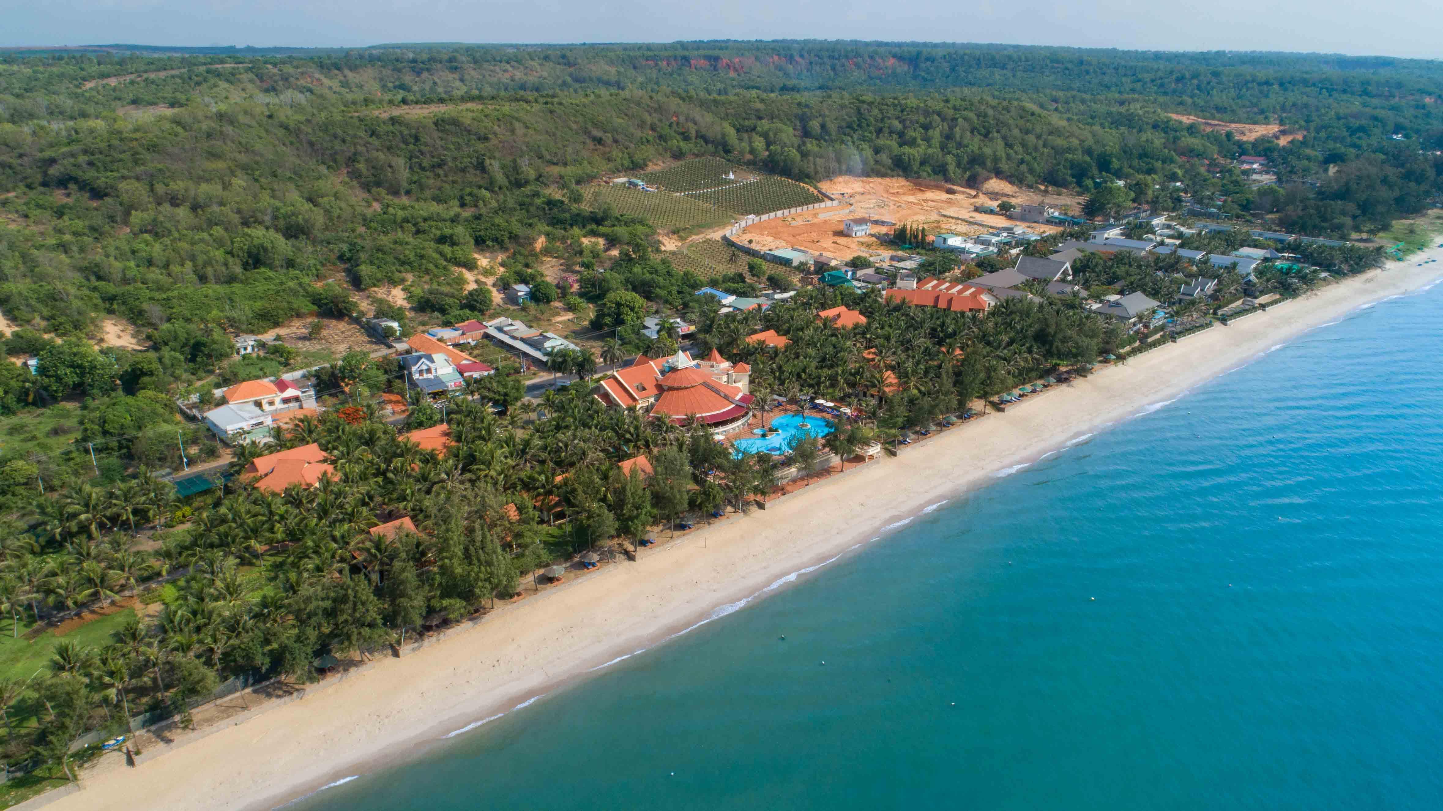 Golden Coast Resort & Spa Phan Thiet Exterior photo