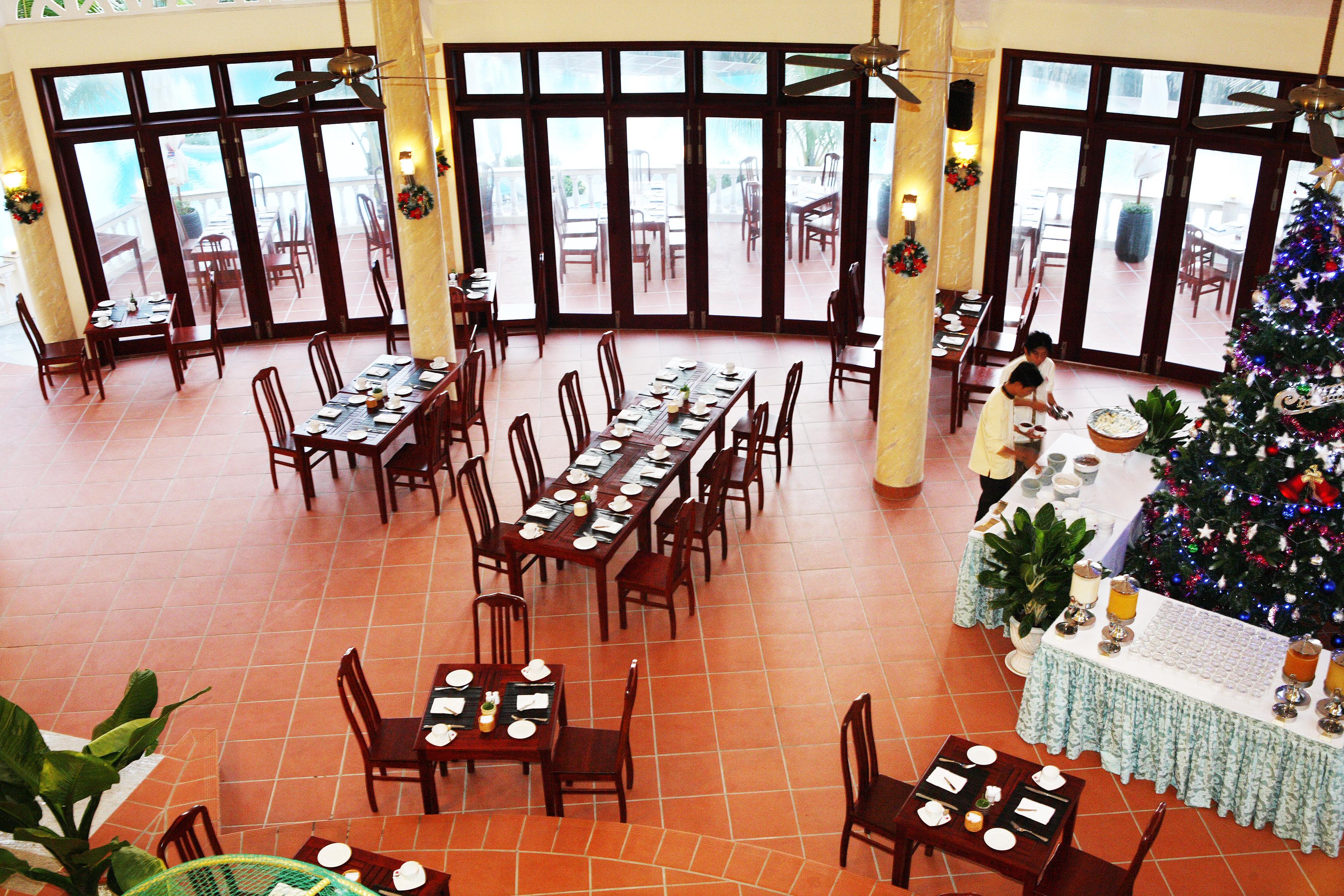 Golden Coast Resort & Spa Phan Thiet Exterior photo