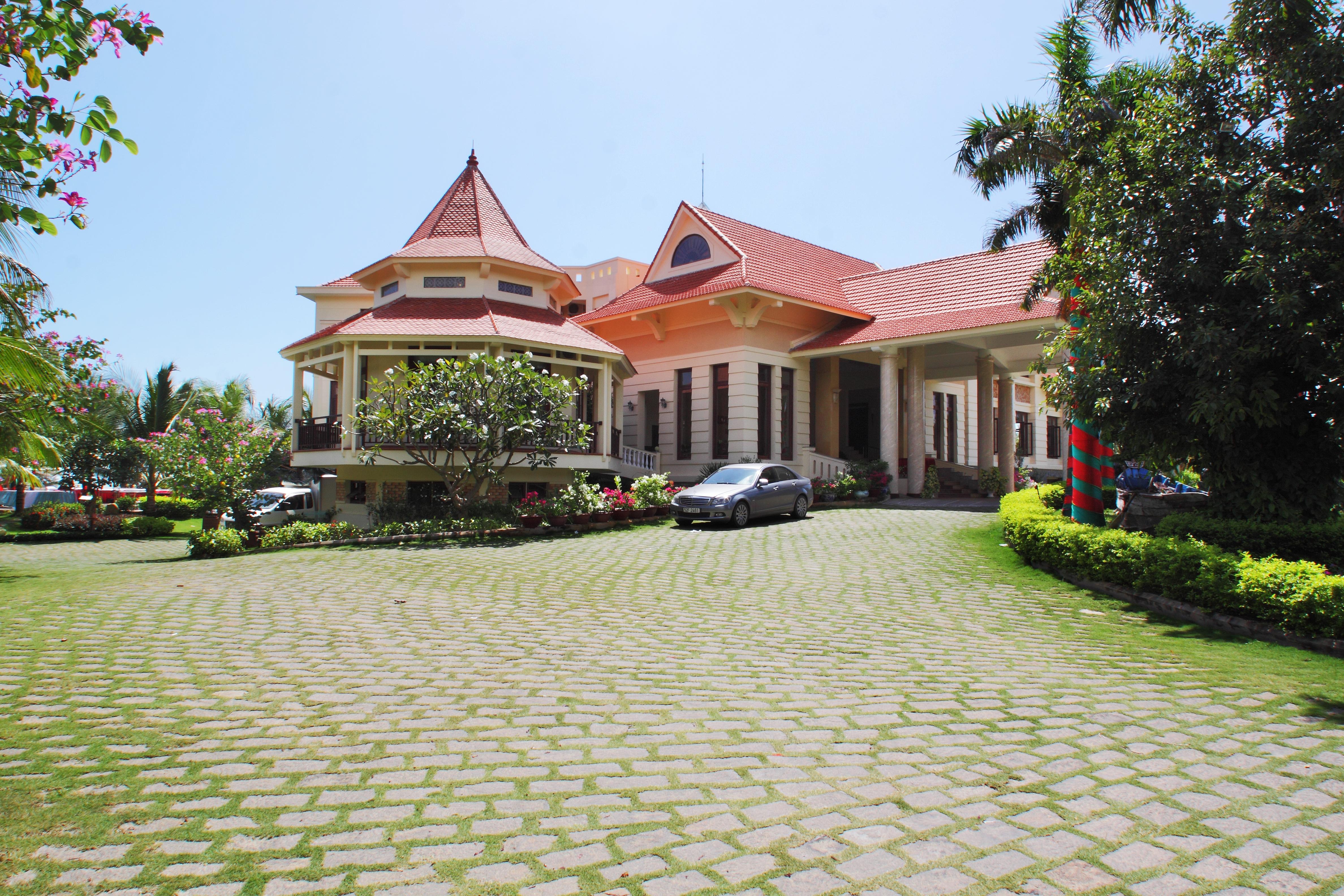 Golden Coast Resort & Spa Phan Thiet Exterior photo