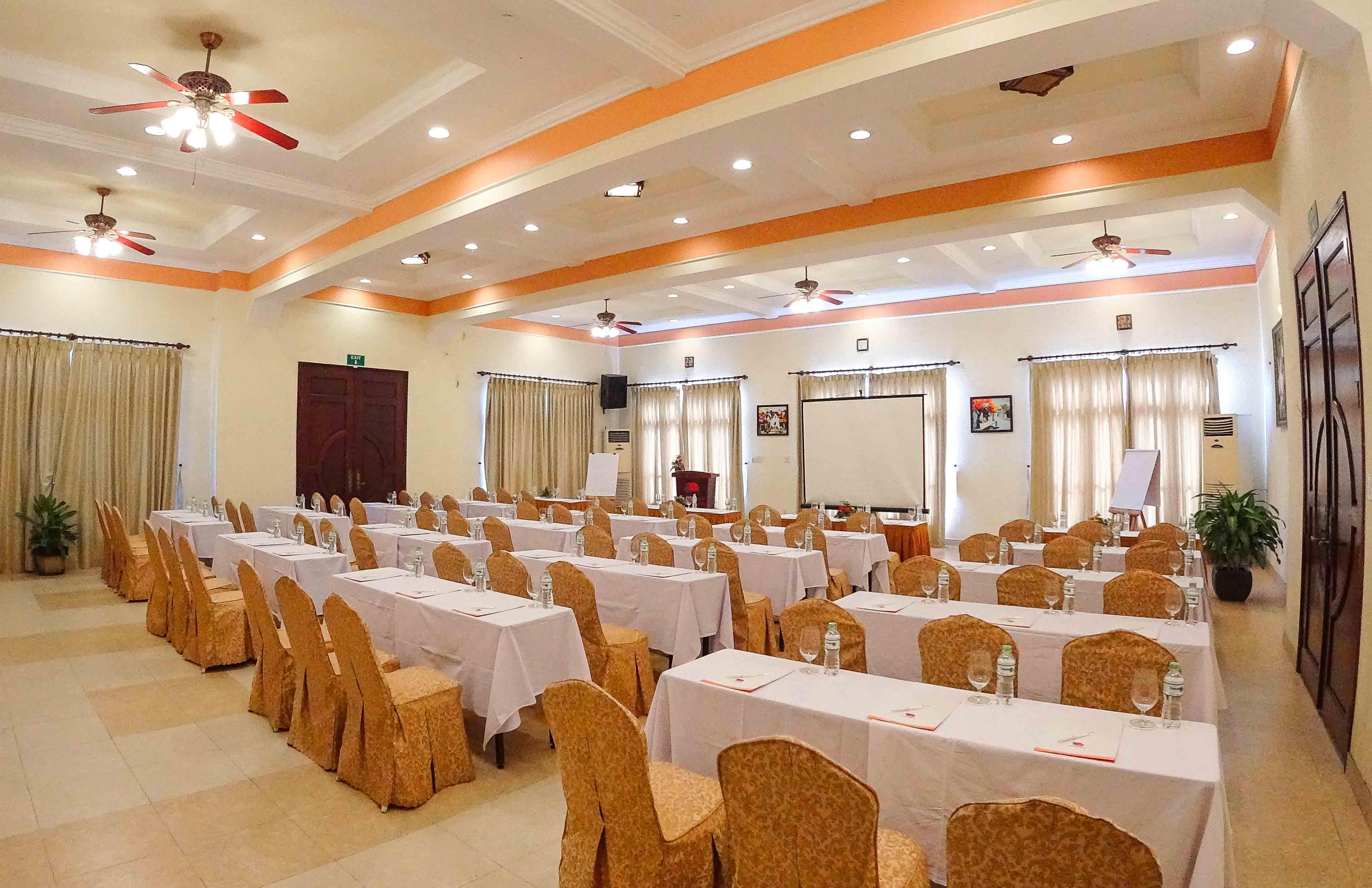 Golden Coast Resort & Spa Phan Thiet Exterior photo