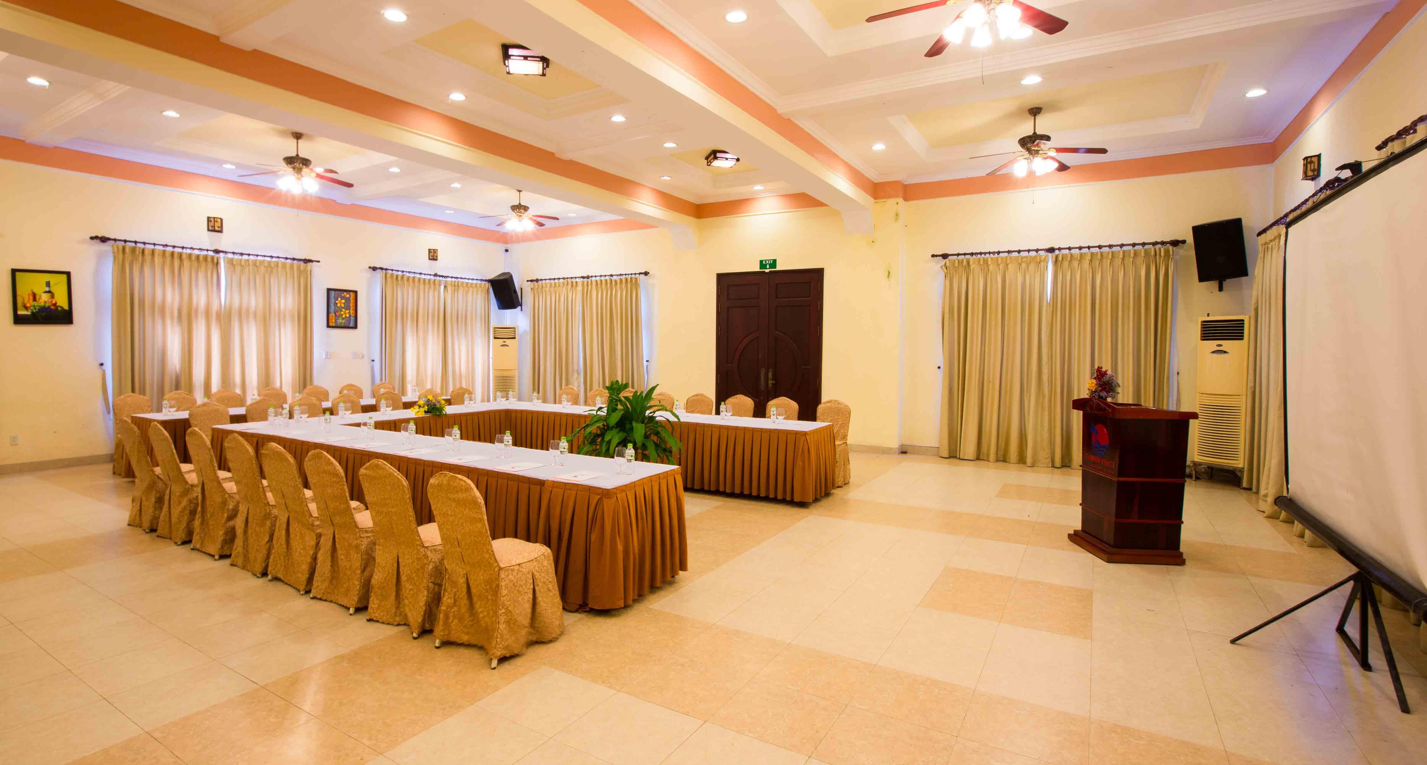 Golden Coast Resort & Spa Phan Thiet Exterior photo