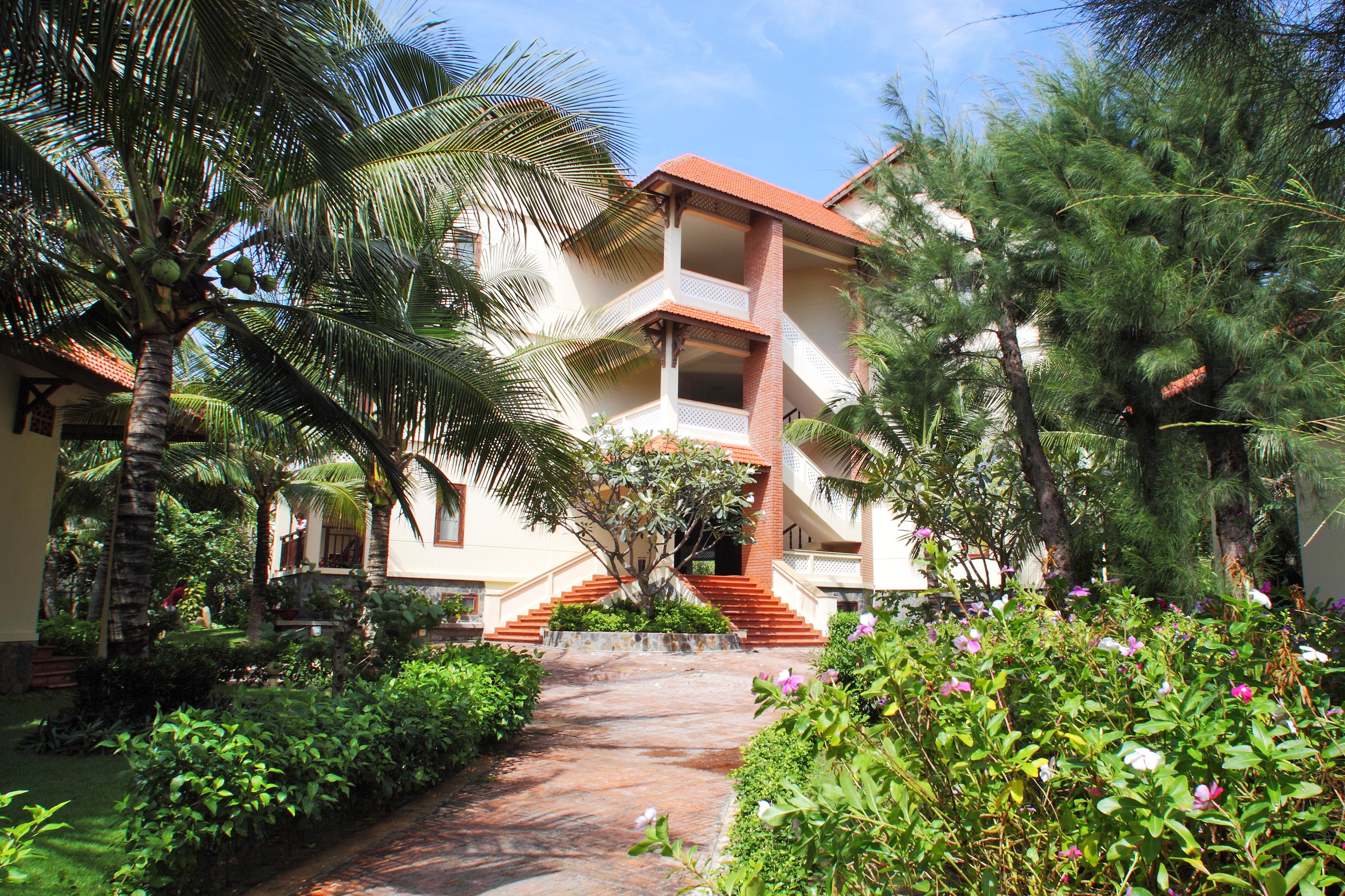 Golden Coast Resort & Spa Phan Thiet Exterior photo
